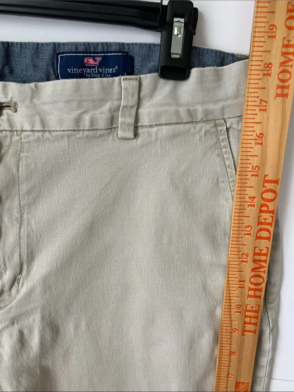 Vineyard Vines Men Chino Stretch Light Gray Shorts Size 36